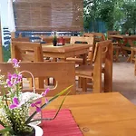 Tufi Aparthotel Velipoje