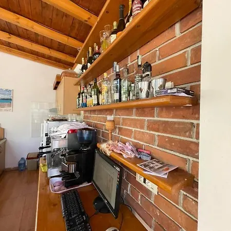 Hotel apartamentowy Tufi Velipojë