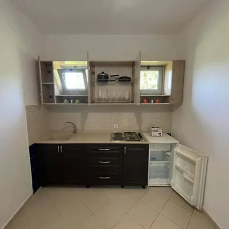 מלון דירות Tufi