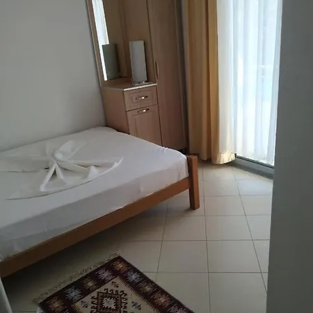 Tufi Aparthotel 3*