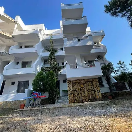 Hotel apartamentowy Tufi 3*