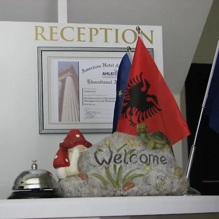 Aparthotel Tufi 3*