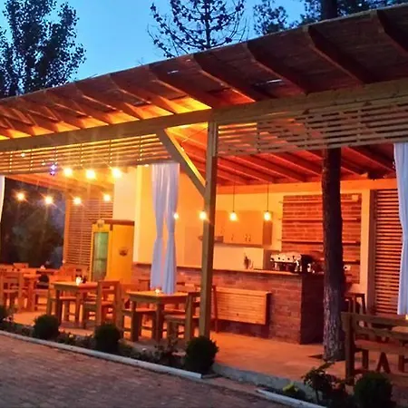 Aparthotel Tufi Velipoje