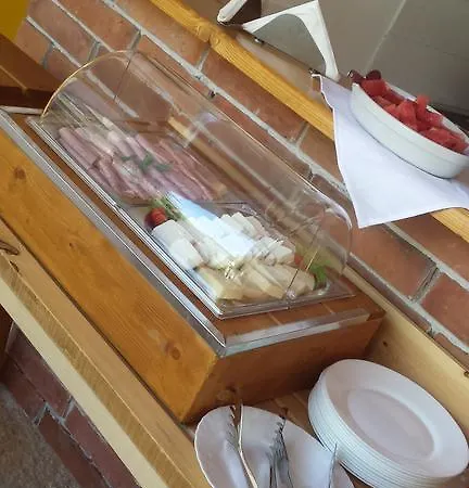 Tufi Aparthotel Velipojë