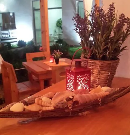 Tufi Aparthotel 3*