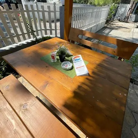 Apartmanhotel Tufi Velipoja